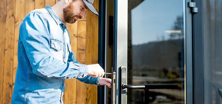 Frameless Glass Storefront Door Locks Replacement in Plumas Lake, CA