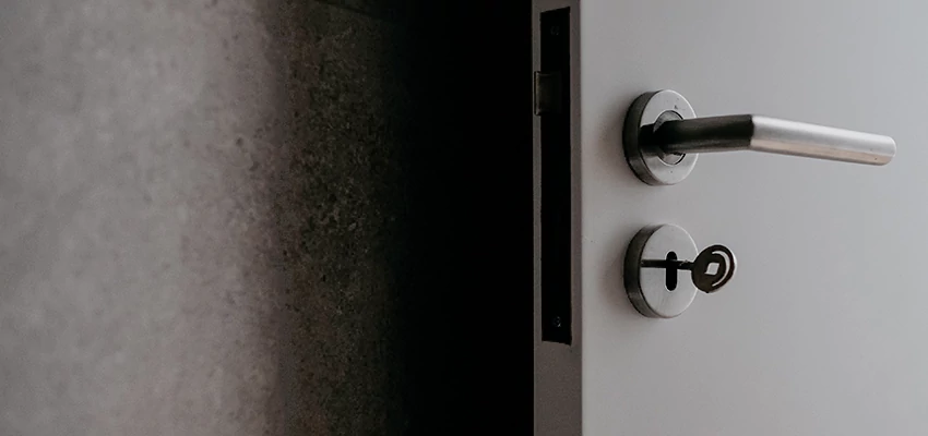 Front Door Handle Repair And Installation in Plumas Lake, CA